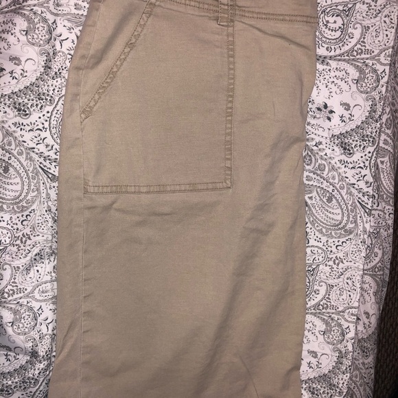 Shorts - Picture 4 of 4